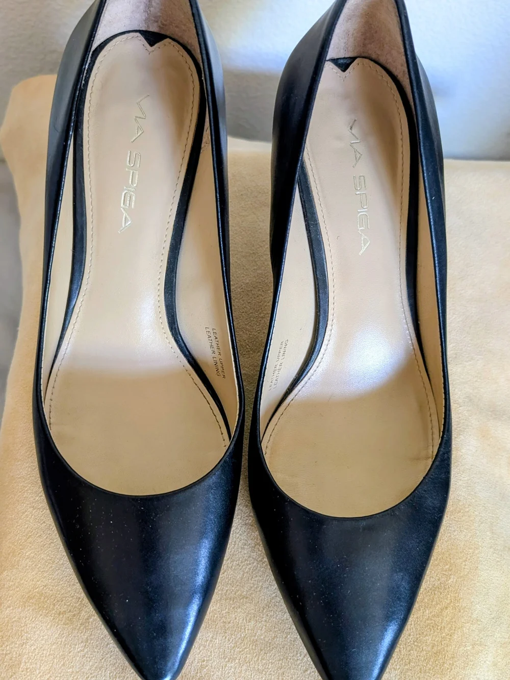 Via Spiga Black Leather Pointed-Toe Pumps